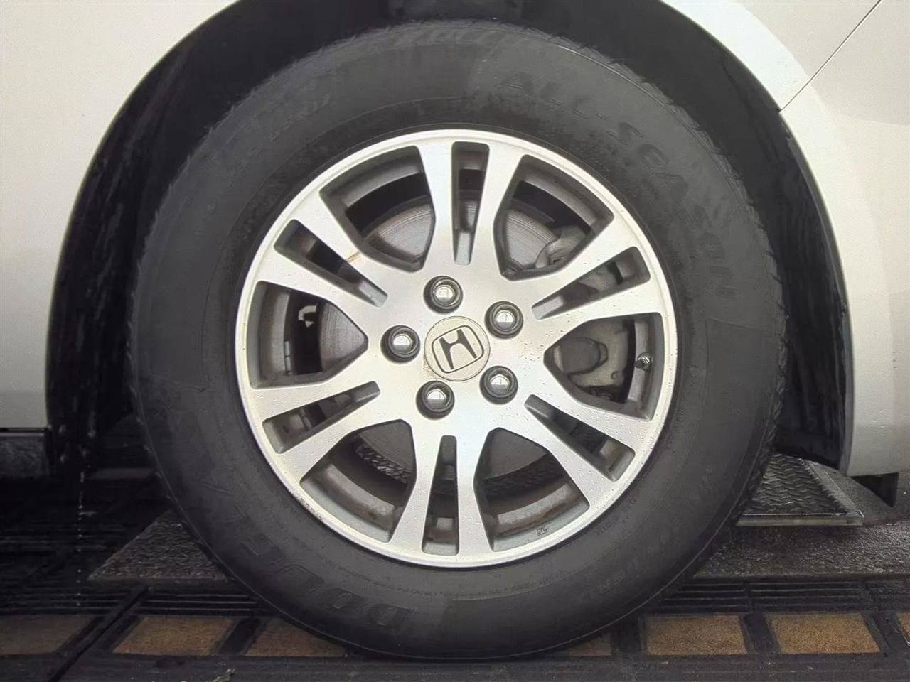 Used 2012 Honda Odyssey EX image 10