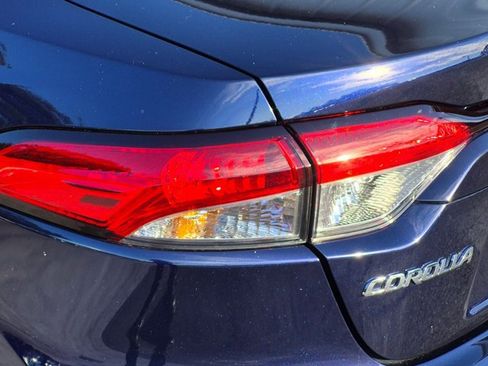 Used 2026 Toyota Corolla LE FWD image 16