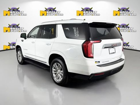 Used 2024 GMC Yukon SLT w/ SLT Luxury Package AWD/4WD image 7