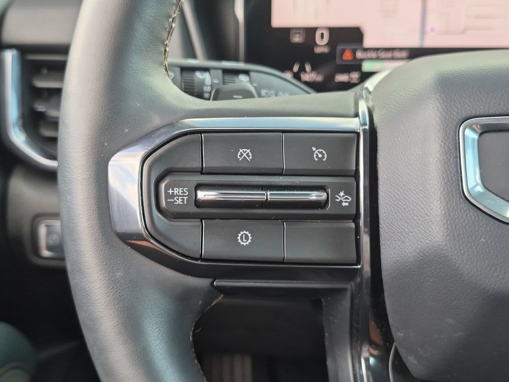 Used 2026 GMC Terrain AT4 w/ Technology Package II AWD/4WD image 22
