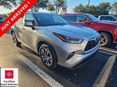 Used 2023 Toyota Highlander XLE