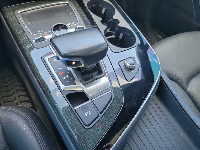 Used 2019 Audi Q7 3.0T Premium Plus w/ Premium Plus Package AWD/4WD image 26