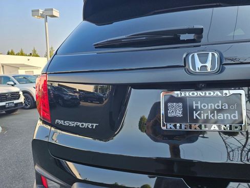 Certified 2023 Honda Passport EX-L image 17