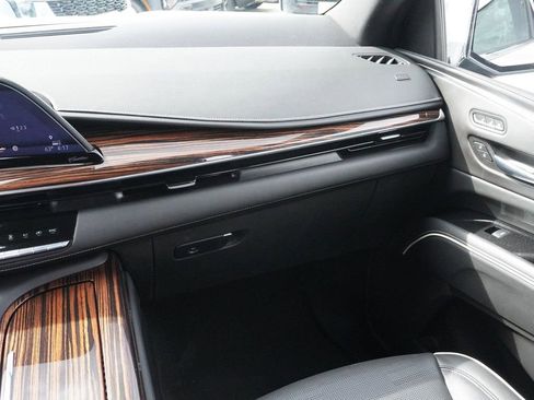 Used 2023 Cadillac Escalade Premium Luxury w/ LPO, Floor Liner Package AWD/4WD image 49