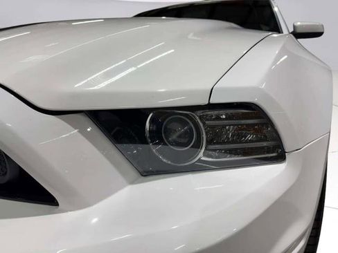 Used 2013 Ford Mustang Boss 302 w/ Boss 302 Accessory Pkg RWD image 12