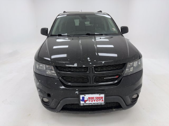 Used 2019 Dodge Journey SE FWD image 3