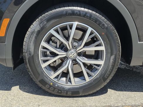 Used 2021 Volkswagen Tiguan S FWD image 34