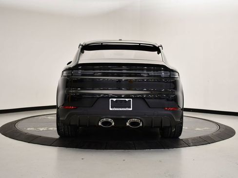 New 2026 Porsche Cayenne Turbo GT AWD/4WD image 6