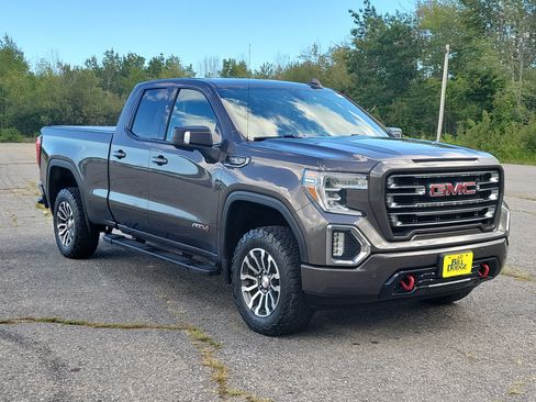 Used 2019 GMC Sierra 1500 AT4 w/ AT4 Premium Package AWD/4WD image 3
