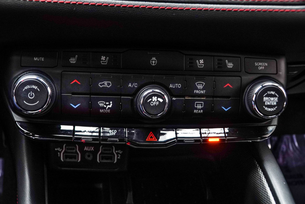 Used 2025 Dodge Durango R/T AWD/4WD image 25