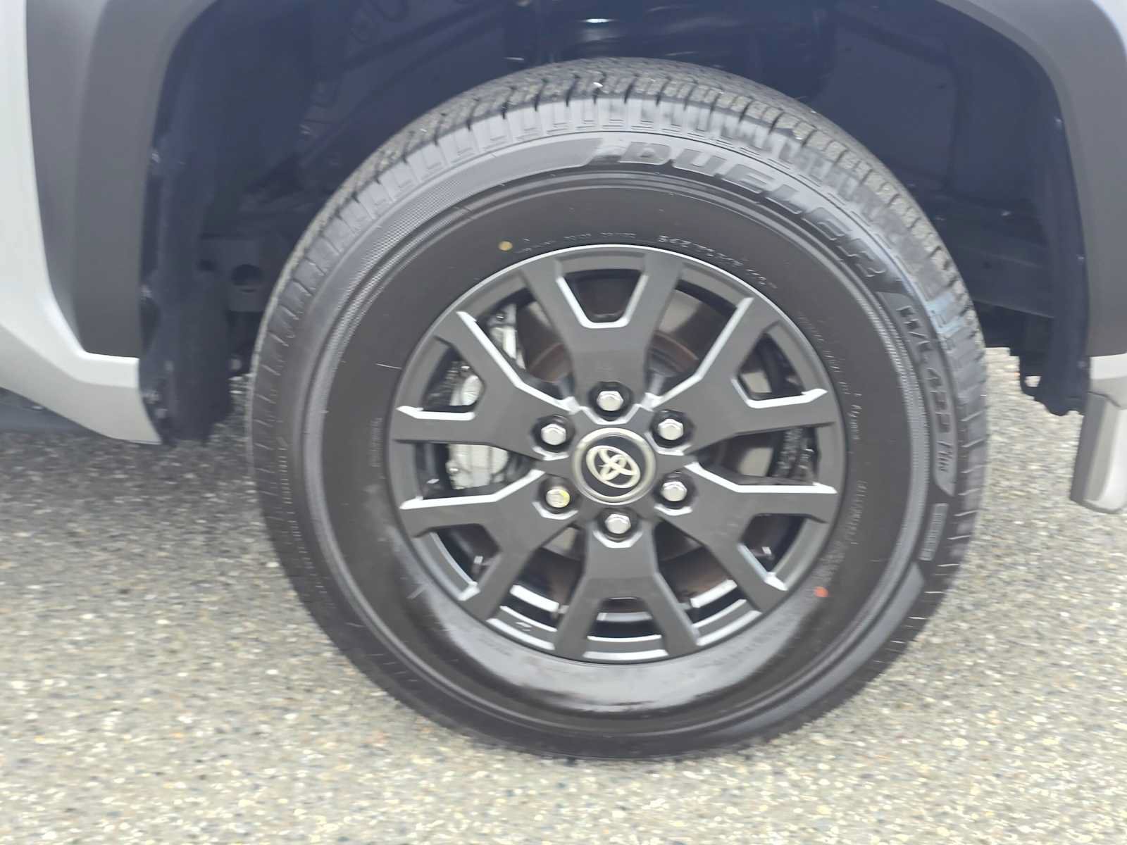 Certified 2025 Toyota 4Runner SR5 AWD/4WD image 9