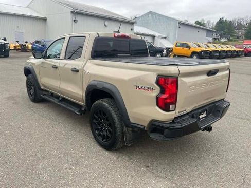 Used 2024 Chevrolet Colorado Trail Boss w/ Advanced Trailering Package AWD/4WD image 6