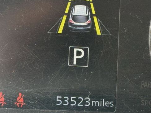 Used 2023 Nissan Kicks SR w/ SR Premium Package image 16