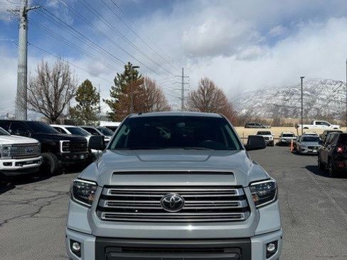 Used 2019 Toyota Tundra Limited w/ Limited Premium Package image 7