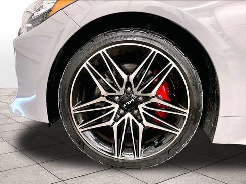 Used 2022 Kia Stinger GT2 AWD/4WD image 8