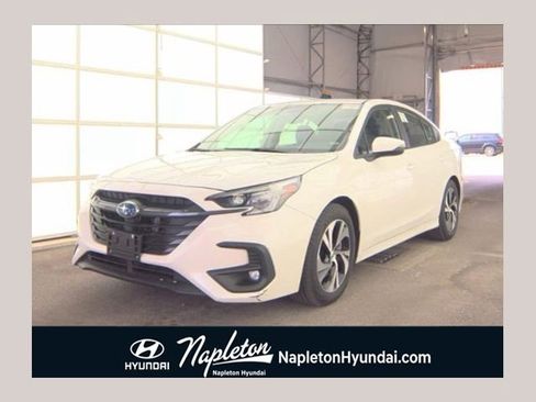 Used 2025 Subaru Legacy Premium AWD/4WD image 1