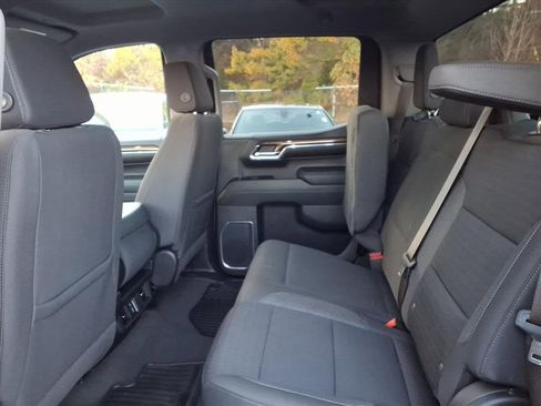 Used 2023 Chevrolet Silverado 1500 LT image 20