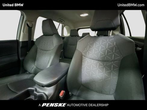 Used 2025 Toyota RAV4 XLE image 5