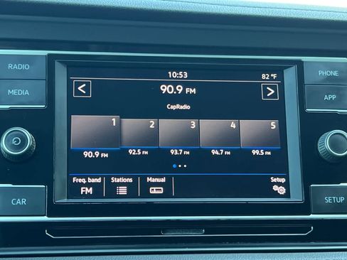 Used 2019 Volkswagen Jetta S image 18