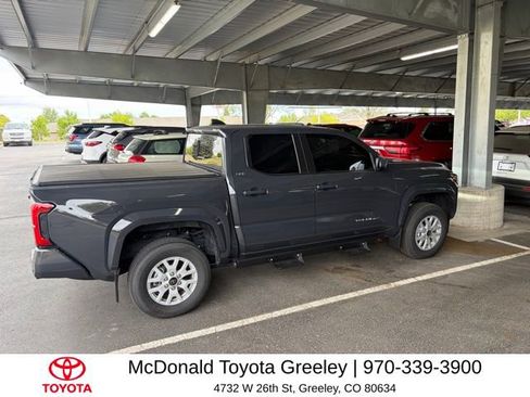 Used 2024 Toyota Tacoma SR5 AWD/4WD image 4