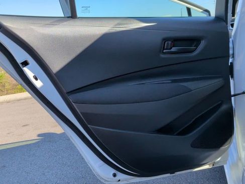 Certified 2025 Toyota Corolla LE image 24