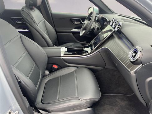 Certified 2025 Mercedes-Benz GLC 300 4MATIC image 15
