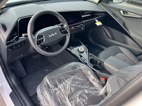 New 2026 Kia Niro Wind image 13