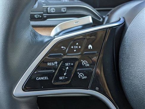 Certified 2025 Mercedes-Benz GLE 450e 4MATIC image 17