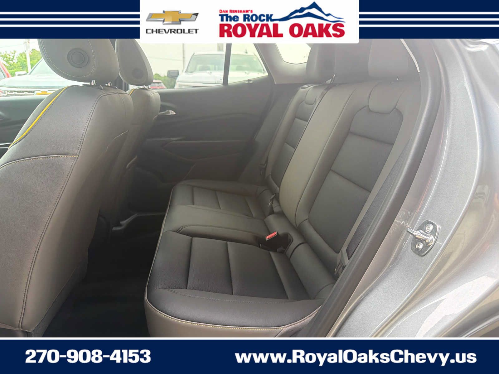 Used 2026 Chevrolet Trax ACTIV w/ Sunroof Package FWD image 23