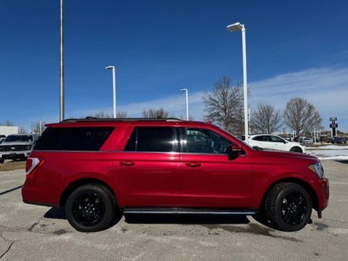 Certified 2021 Ford Expedition Max XLT image 9