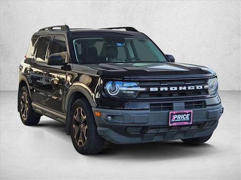 Used 2021 Ford Bronco Sport Outer Banks w/ Outer Banks Package AWD/4WD image 3