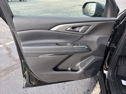 New 2026 Chevrolet Traverse LT w/ Driver Confidence Package image 10