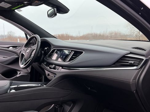 Used 2024 Buick Enclave Essence w/ Experience Buick Package image 30