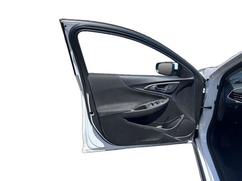 Used 2025 Chevrolet Malibu LT FWD image 6