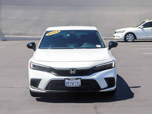 Used 2023 Honda Civic Sport image 2
