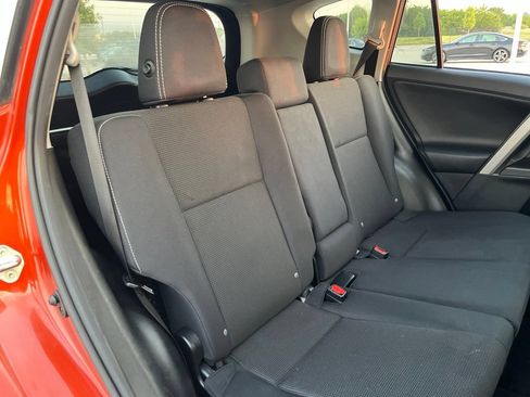 Used 2016 Toyota RAV4 XLE FWD image 27