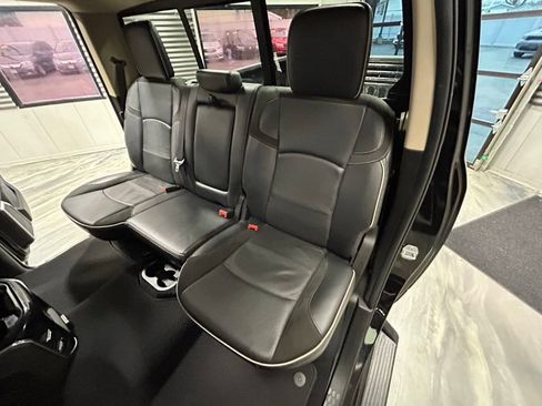 Used 2019 RAM 2500 Laramie AWD/4WD image 5