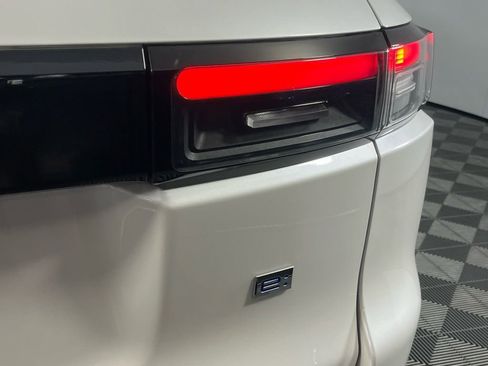 Used 2025 Honda Prologue Eco image 11