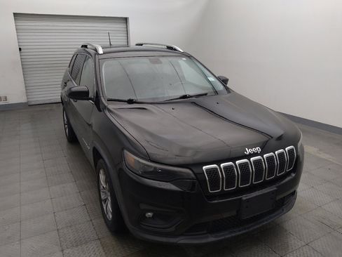Used 2019 Jeep Cherokee Latitude Plus FWD image 14