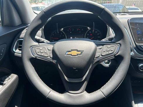 Used 2024 Chevrolet Equinox LT FWD image 10