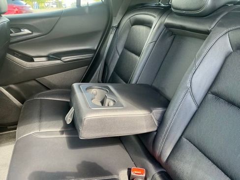Used 2025 Chevrolet Equinox LT w/ Convenience Package II FWD image 34