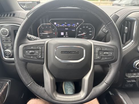 Used 2022 GMC Sierra 1500 Denali w/ Denali Reserve Package AWD/4WD image 18