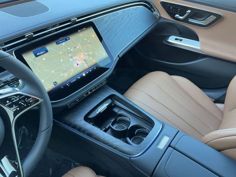 New 2026 Mercedes-Benz E 350 4MATIC Sedan image 28