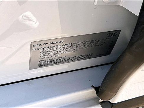 Used 2023 Audi A8 L 3.0T w/ Luxury Package image 35