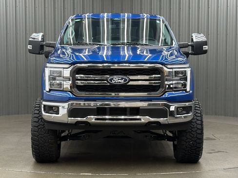 Used 2025 Ford F150 Lariat w/ Equipment Group 501A Mid AWD/4WD image 8