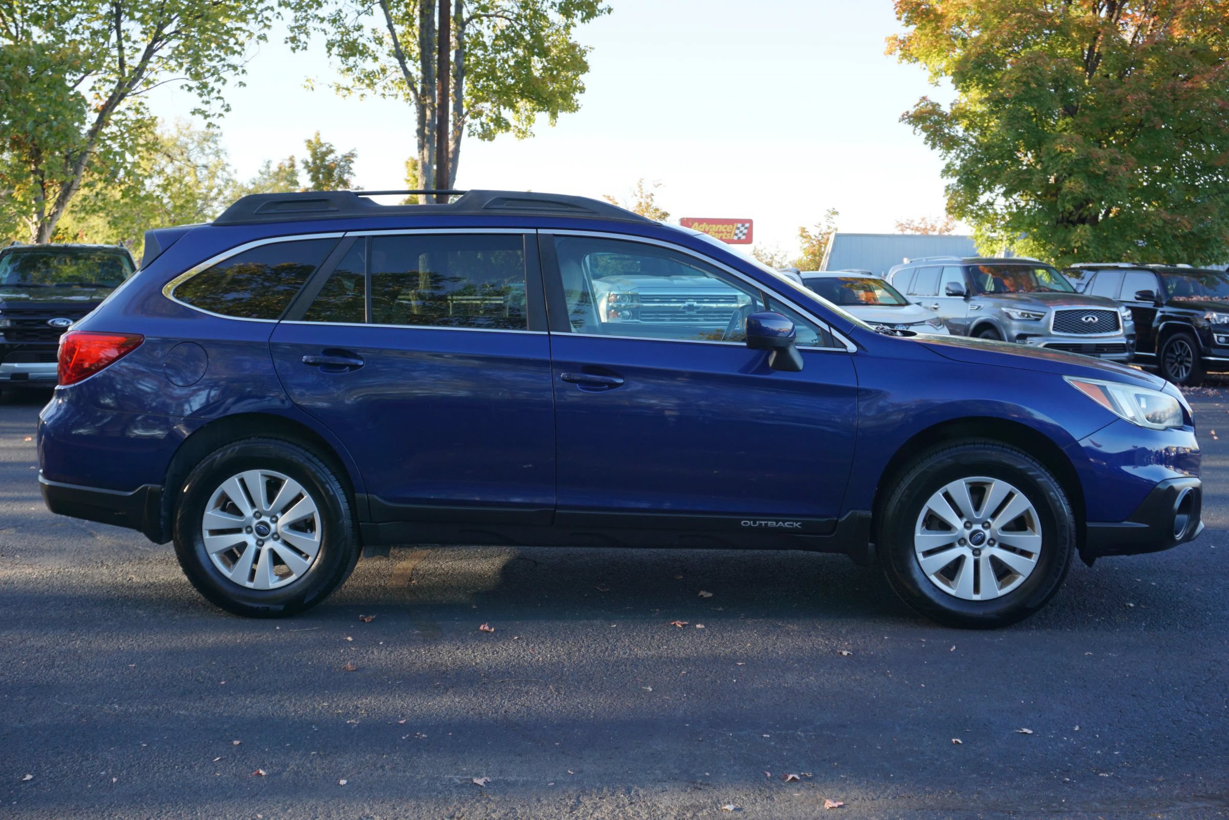 Used 2015 Subaru Outback 2.5i Premium AWD/4WD image 4