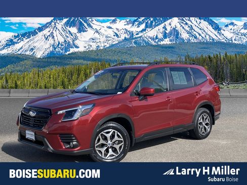 Certified 2022 Subaru Forester Premium AWD/4WD image 1