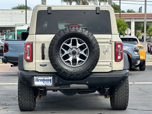 Used 2025 Ford Bronco Badlands AWD/4WD image 5