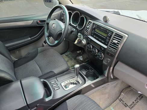 Used 2006 Toyota 4Runner Sport image 10
