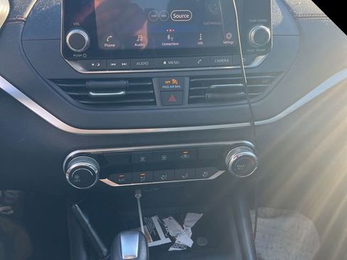 Used 2021 Nissan Altima 2.5 SR image 5